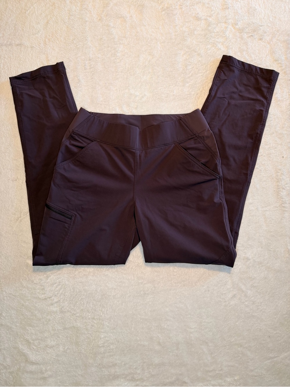 Duluth Trading Co Dark Plum Flexpedition Women’s Hiking Pants